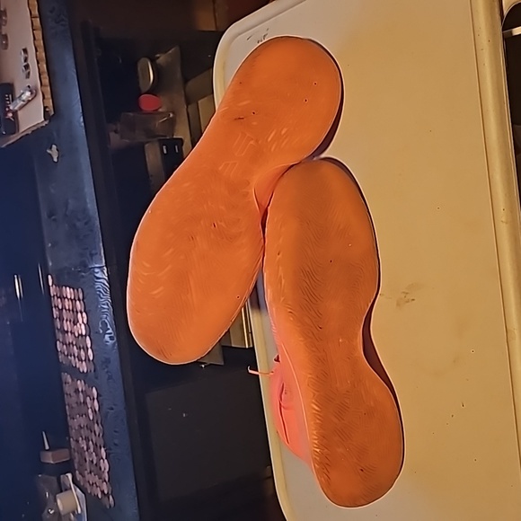 Nike kyrie shoes - Picture 3 of 3